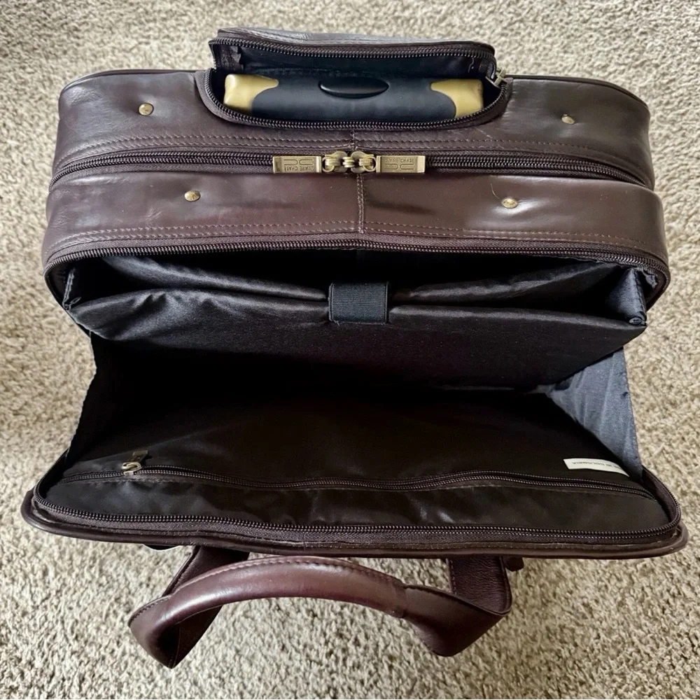 Claire Chase Jumbo Executive Computer Briefcase 100% Cowhide Leather‎ Color Cafe